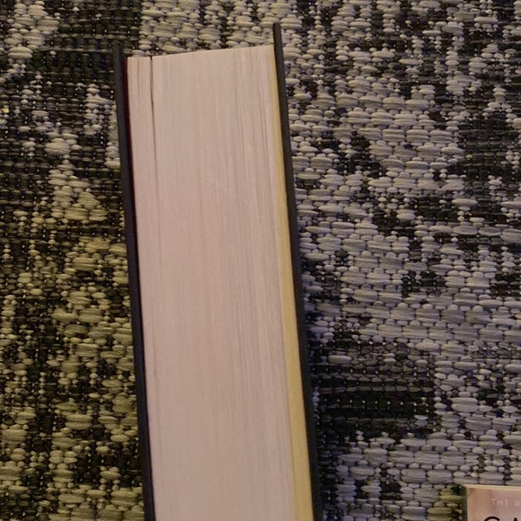 Midnight Sun by Stephenie Meyer - Picture 4 of 5